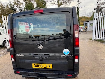 Used Vauxhall Vivaro 2016 for sale - 77060940: Photo