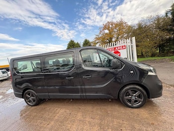 Used Vauxhall Vivaro 2016 for sale - 77060940: Photo