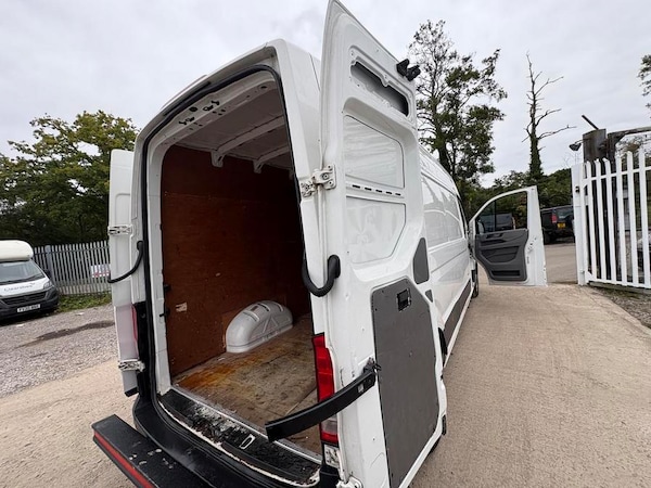 Used Volkswagen Crafter 2021 for sale - 76096237: Photo 11