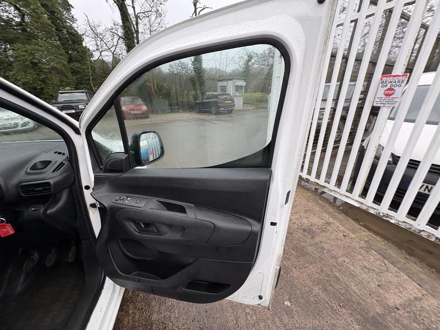 Used Citroen Berlingo 2020 for sale - 77308075: Photo 13
