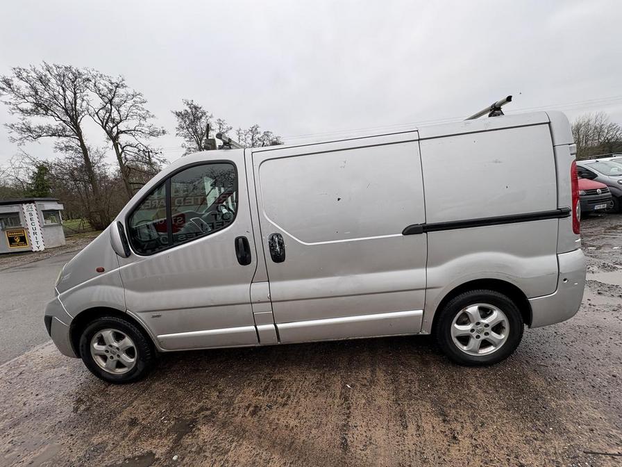 Used Vauxhall Vivaro 2011 for sale - 77540381: Photo 10