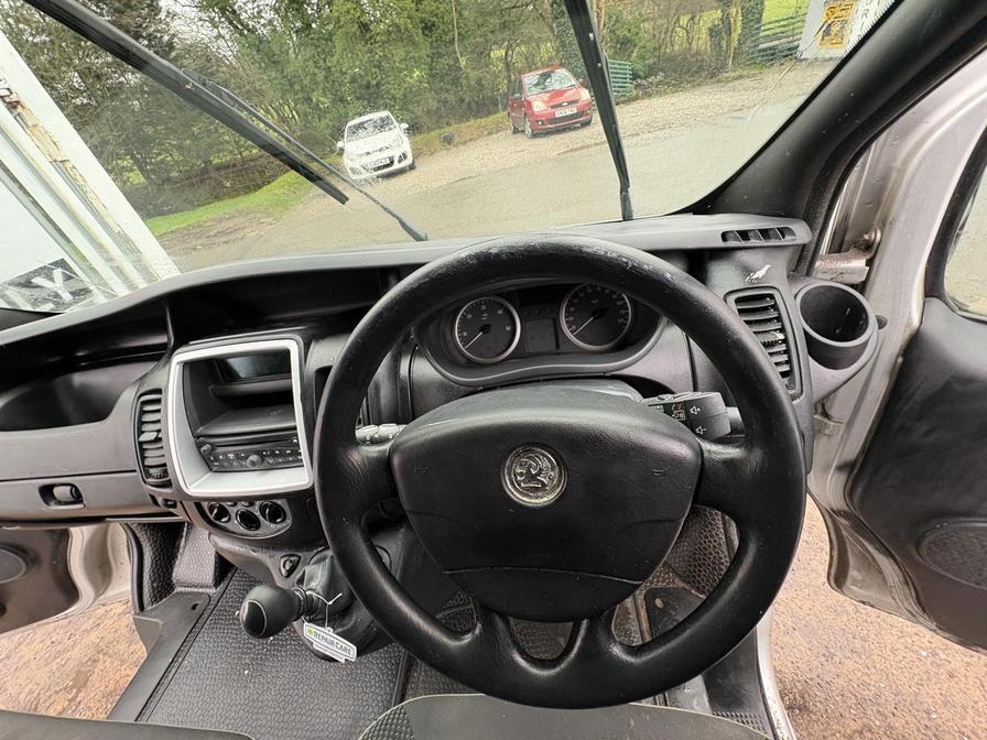 Used Vauxhall Vivaro 2011 for sale - 77540381: Photo 16