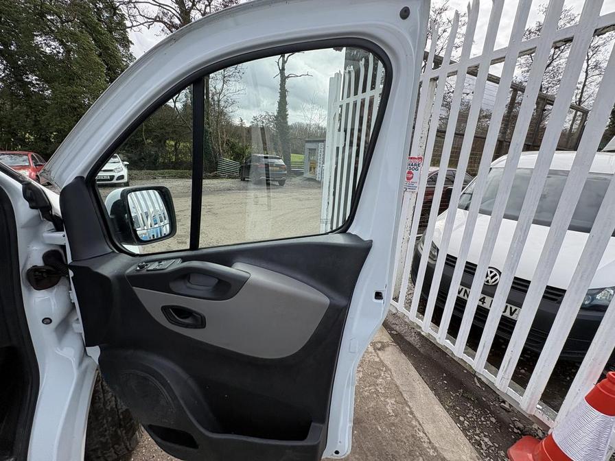 Used Nissan NV300 2018 for sale - 77856145: Photo 16