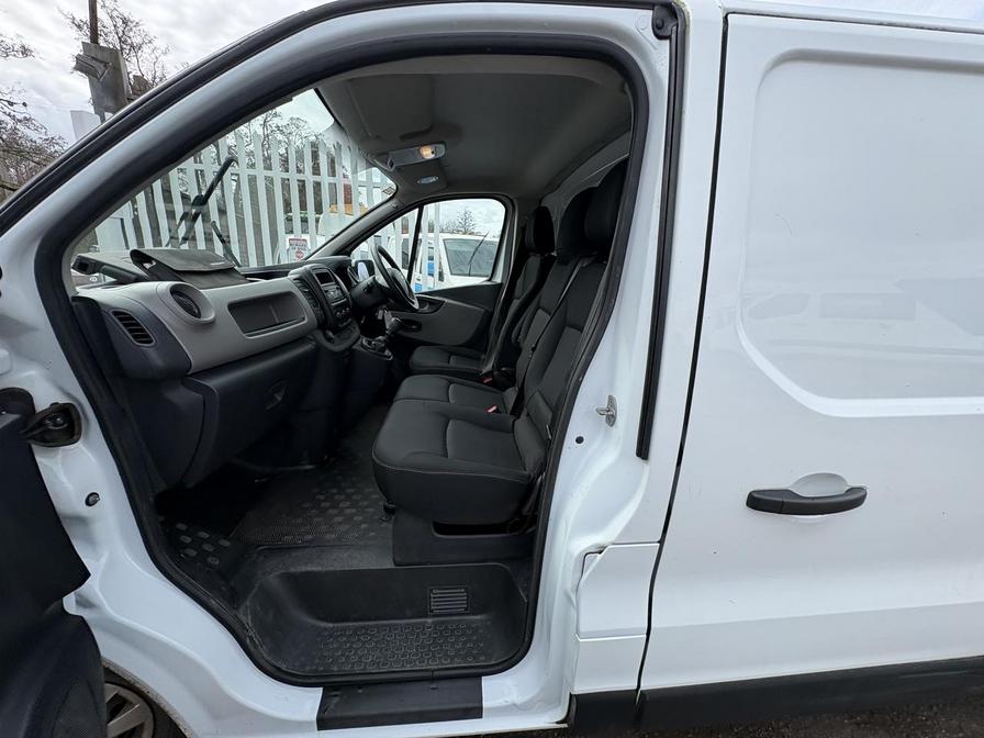 Used Nissan NV300 2018 for sale - 77856145: Photo 4