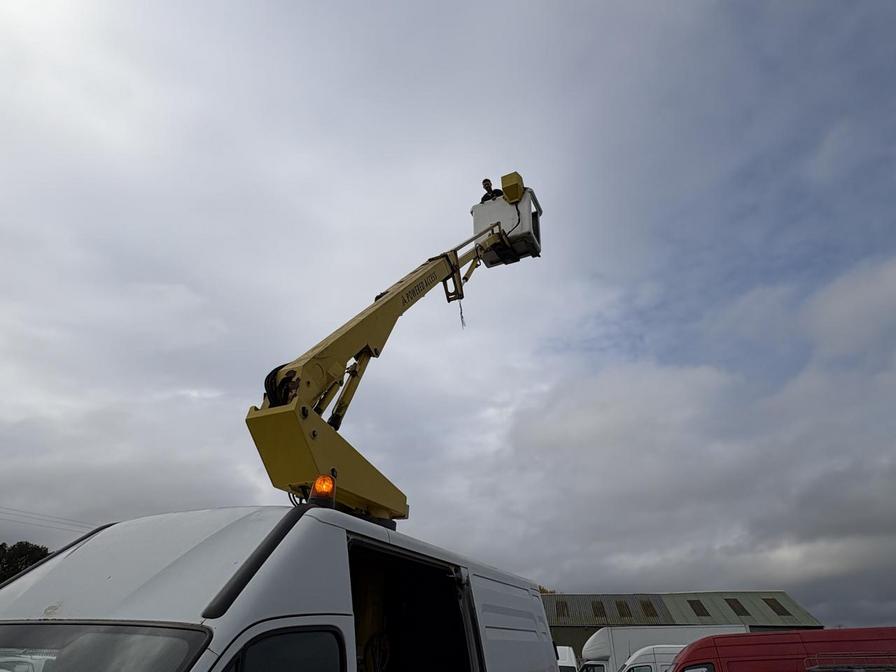 Used Iveco Daily 2007 for sale - 76501720: Photo 2