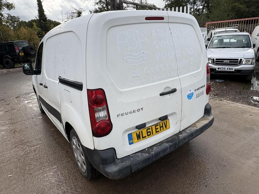 Used Peugeot Partner 2011 for sale - 76339096: Photo 11