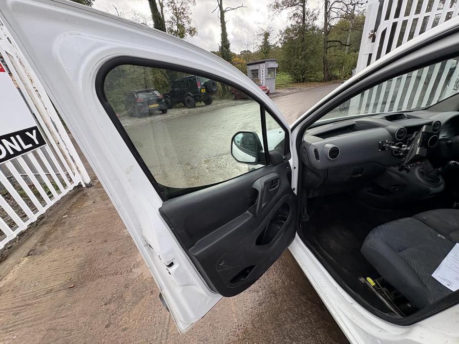 Used Peugeot Partner 2011 for sale - 76339096: Photo 7