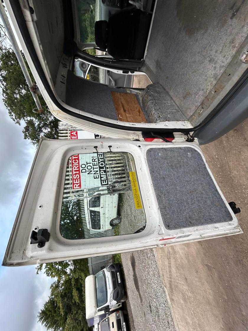 Used Volkswagen Caddy 2010 for sale - 76065882: Photo 20