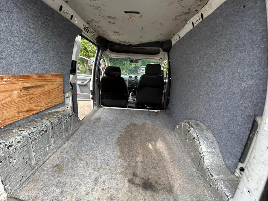 Used Volkswagen Caddy 2010 for sale - 76065882: Photo 6