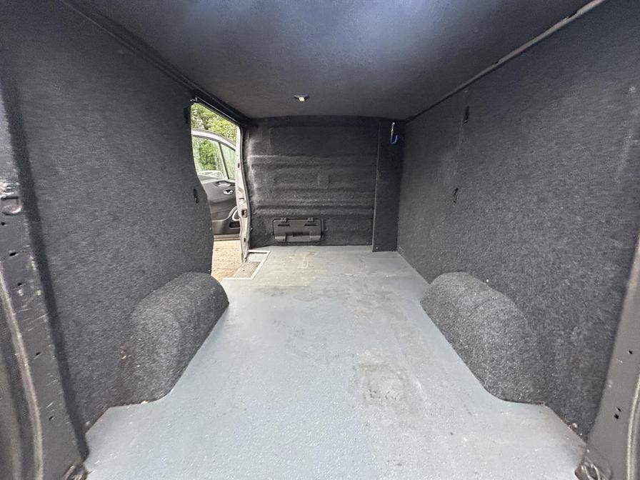 Used Vauxhall Vivaro 2017 for sale - 77043742: Photo 21