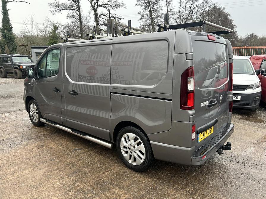 Used Vauxhall Vivaro 2017 for sale - 77043742: Photo 6