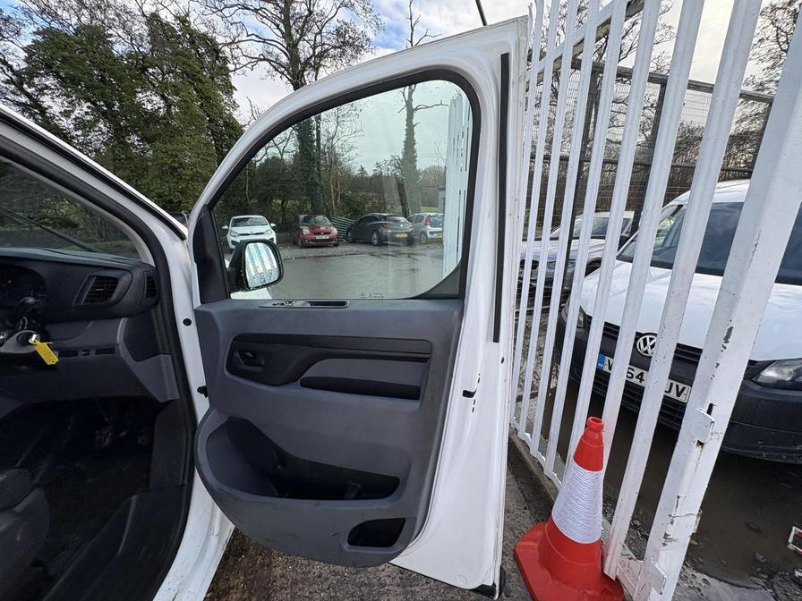 Used Vauxhall Vivaro 2020 for sale - 77526677: Photo 10