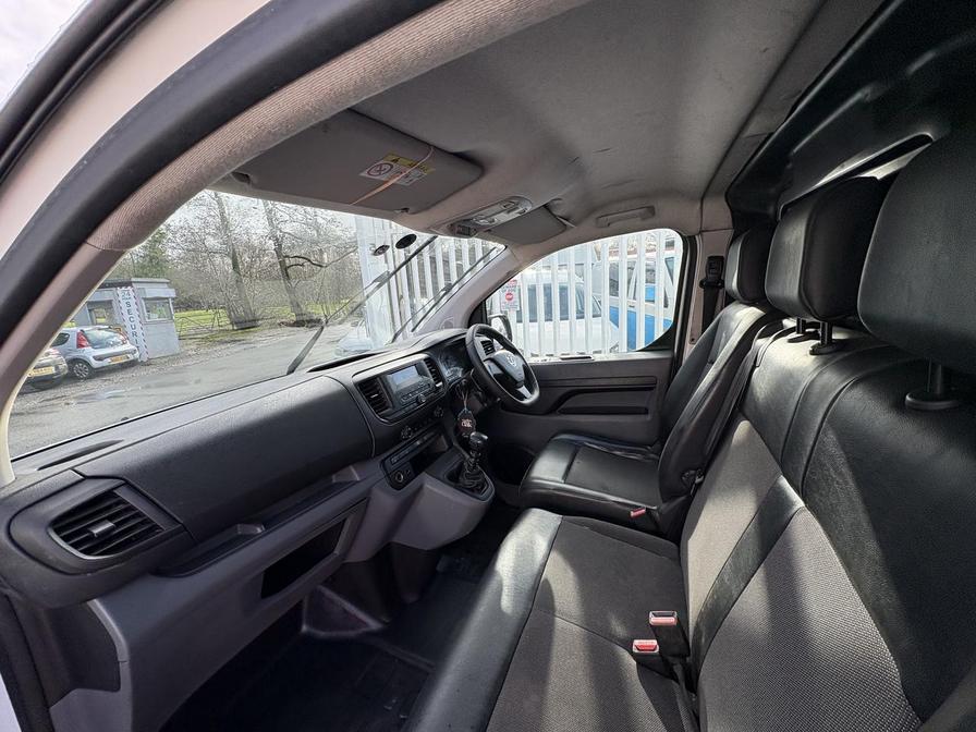 Used Vauxhall Vivaro 2020 for sale - 77526677: Photo 11