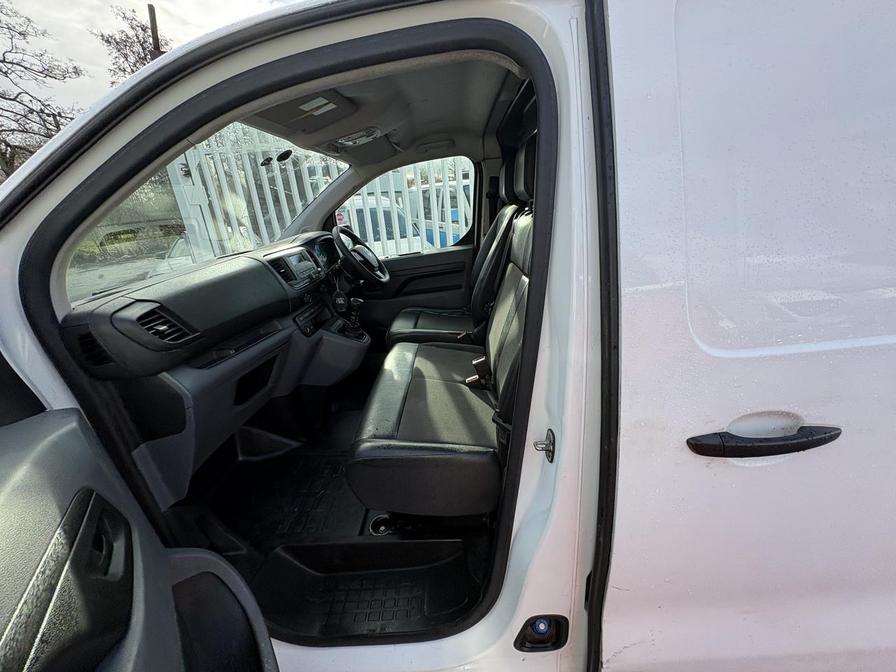 Used Vauxhall Vivaro 2020 for sale - 77526677: Photo 5