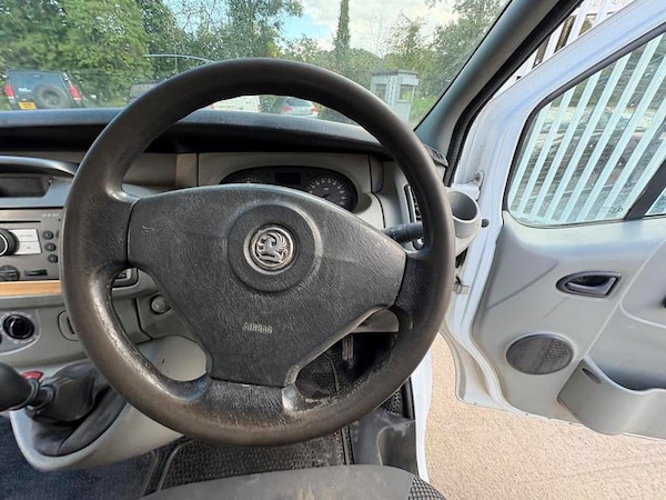 Used Vauxhall Vivaro 2010 for sale - 76100190: Photo 16