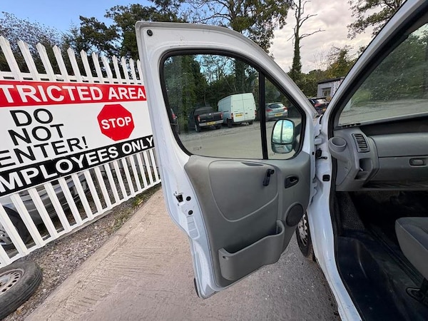 Used Vauxhall Vivaro 2010 for sale - 76100190: Photo 21