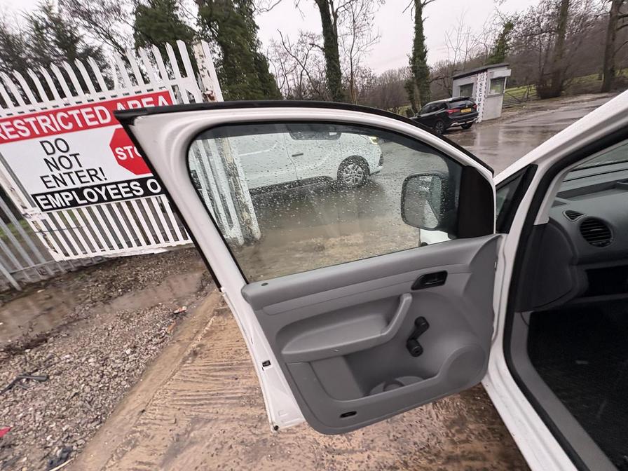 Used Volkswagen Caddy 2010 for sale - 77232732: Photo 17