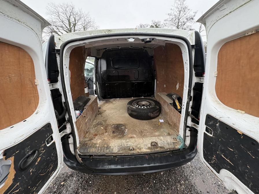 Used Renault Kangoo 2014 for sale - 77894279: Photo 15