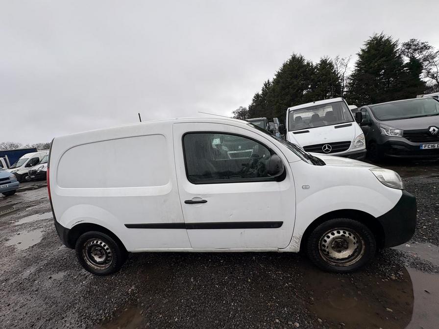 Used Renault Kangoo 2014 for sale - 77894279: Photo 2