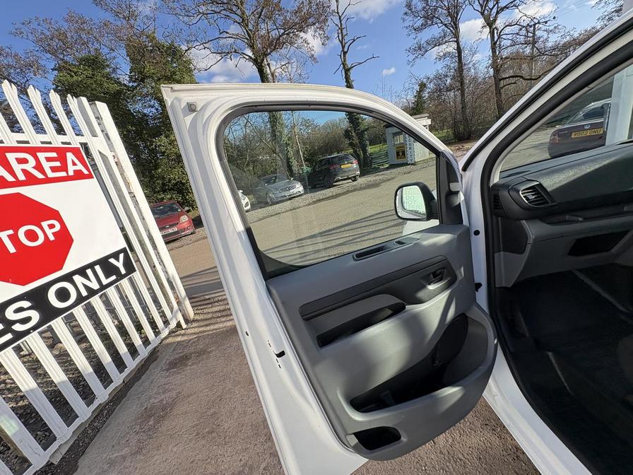 Used Vauxhall Vivaro Life 2020 for sale - 77856133: Photo 13