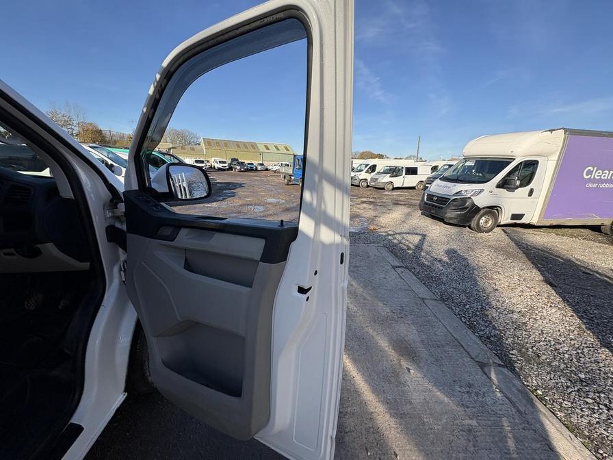 Used Volkswagen Transporter 2018 for sale - 76661670: Photo 7