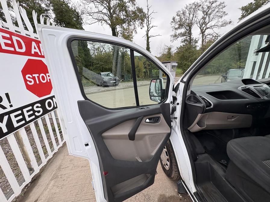 Used Ford Transit Custom 2015 for sale - 76928416: Photo 17