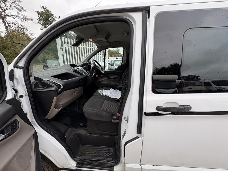 Used Ford Transit Custom 2015 for sale - 76928416: Photo 4