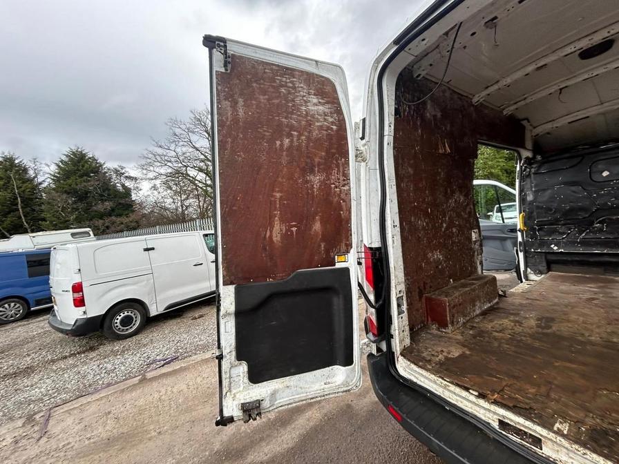 Used Ford Transit 2015 for sale - 77648674: Photo 9