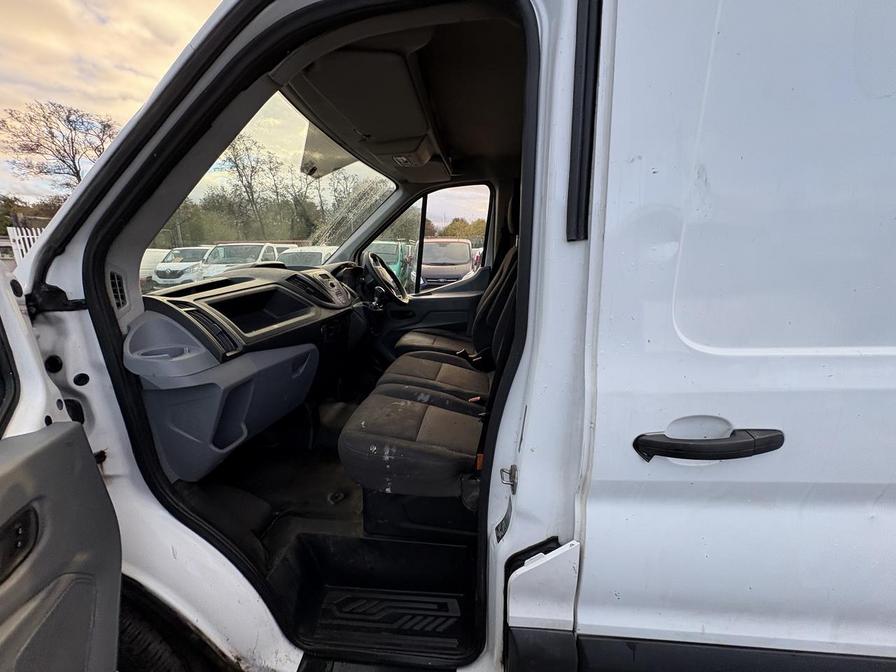 Used Ford Transit 2018 for sale - 76636193: Photo 5