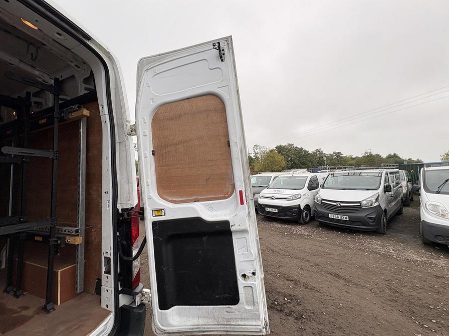 Used Ford Transit 2018 for sale - 76636190: Photo 12