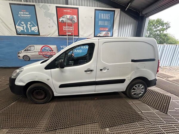 Used Peugeot Partner 2016 for sale - 75556137: Photo 15