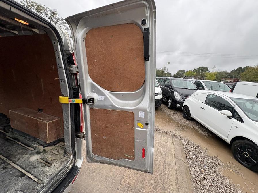 Used Ford Transit Custom 2017 for sale - 76636189: Photo 15