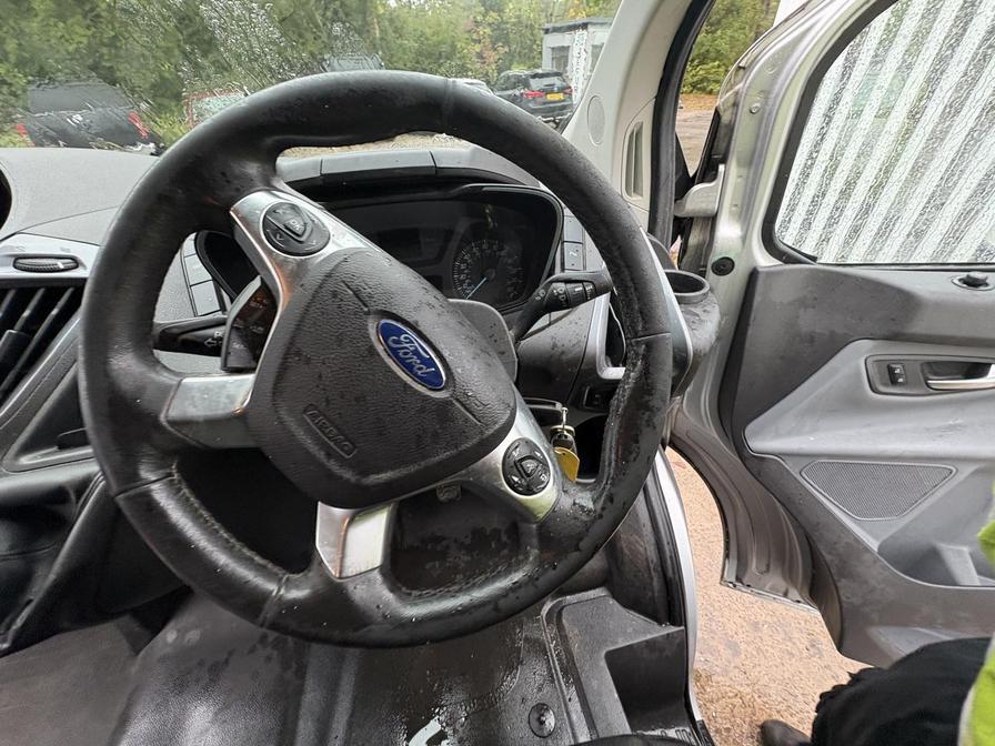 Used Ford Transit Custom 2017 for sale - 76636189: Photo 16