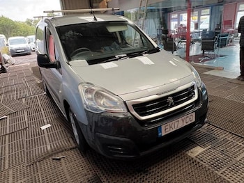 Used Peugeot Partner 2017 for sale - 75917242: Photo