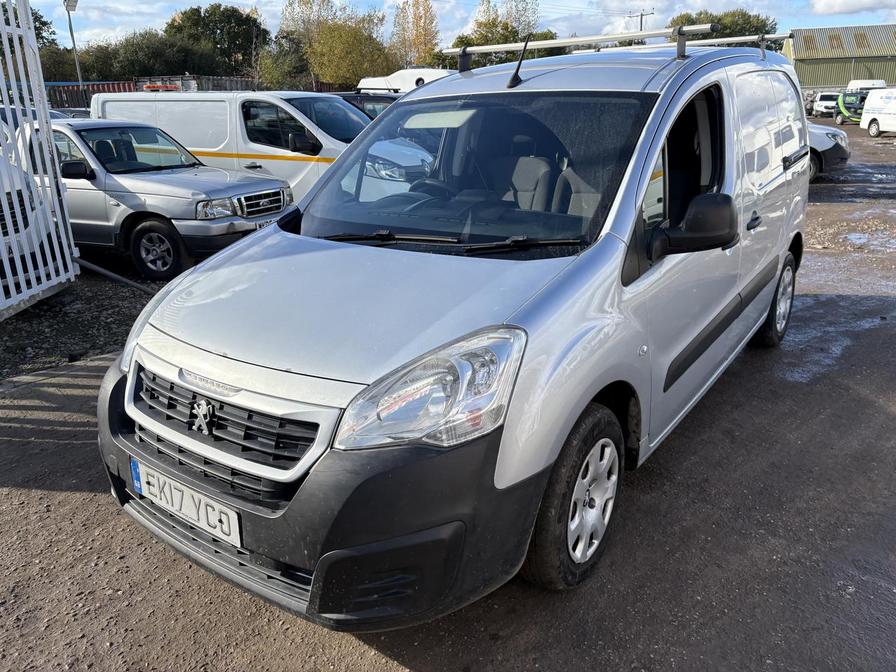 Used Peugeot Partner 2017 for sale - 75917242: Photo 23