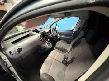 Used Peugeot Partner 2017 for sale - 75917242: Photo