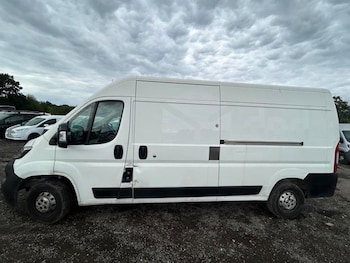 Used Peugeot Boxer 2020 for sale - 75980382: Photo