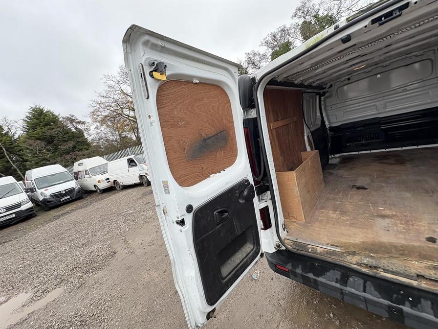 Used Vauxhall Vivaro 2018 for sale - 76745809: Photo 11