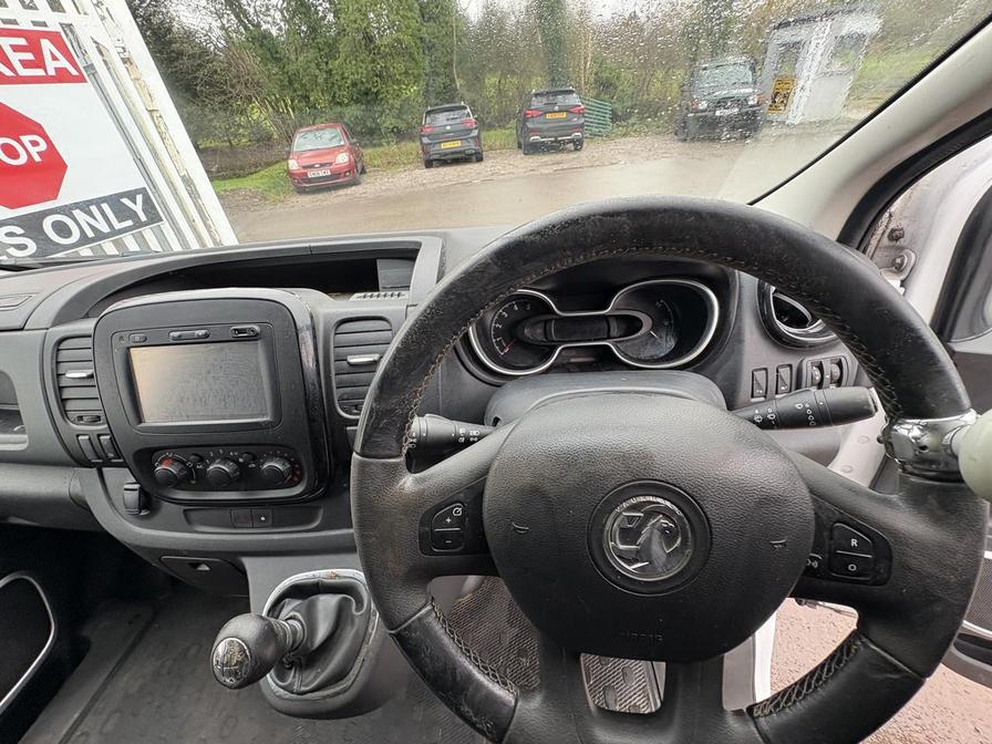 Used Vauxhall Vivaro 2018 for sale - 76745809: Photo 17