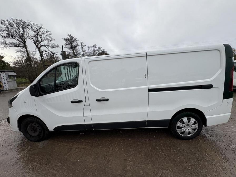Used Vauxhall Vivaro 2018 for sale - 76745809: Photo 3