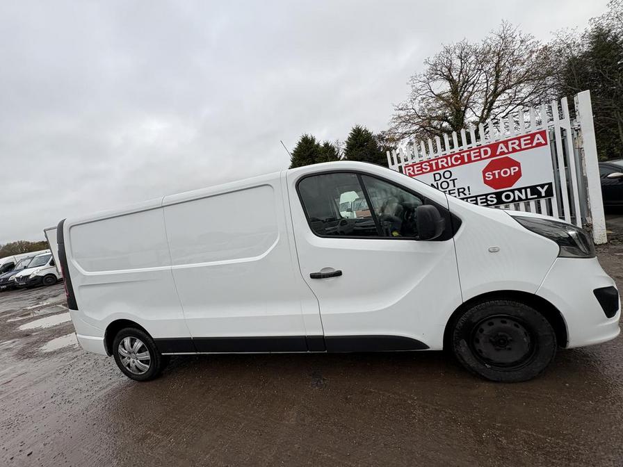 Used Vauxhall Vivaro 2018 for sale - 76745809: Photo 5