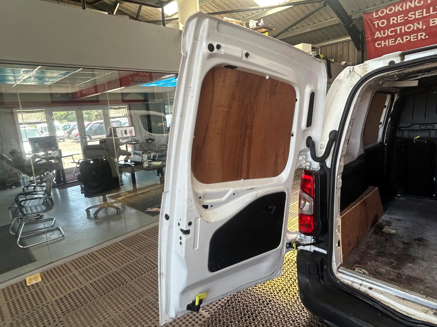 Vehicle 21