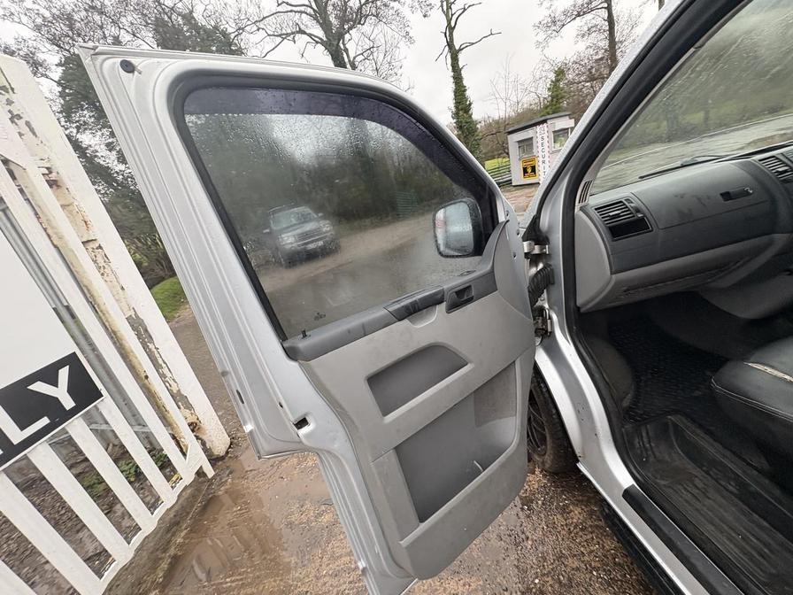 Used Volkswagen Transporter 2006 for sale - 77316269: Photo 7
