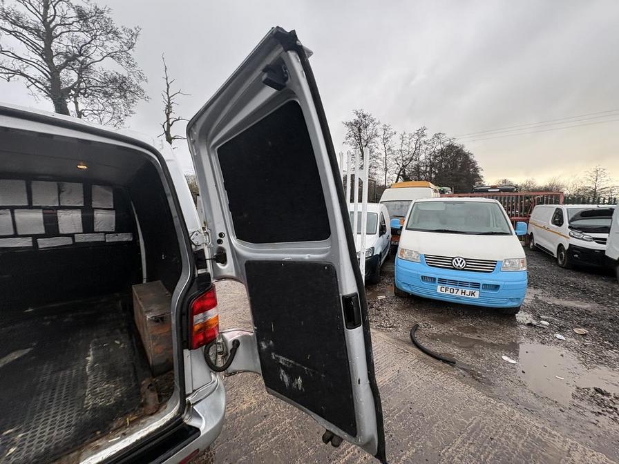 Used Volkswagen Transporter 2006 for sale - 77316269: Photo 8