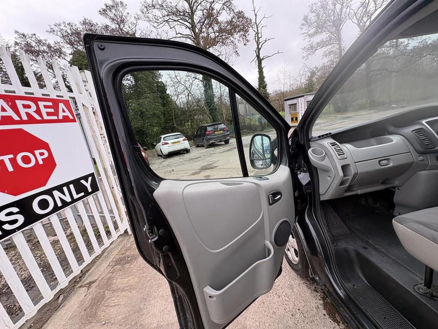 Used Vauxhall Vivaro 2013 for sale - 77756425: Photo 9