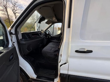 Used Ford Transit 2019 for sale - 76501721: Photo