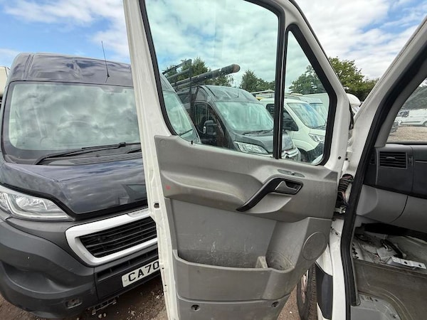 Used Volkswagen Crafter 2015 for sale - 76125314: Photo 5