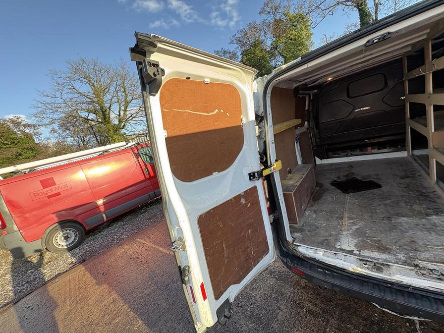 Used Ford Transit Custom 2017 for sale - 77540390: Photo 5