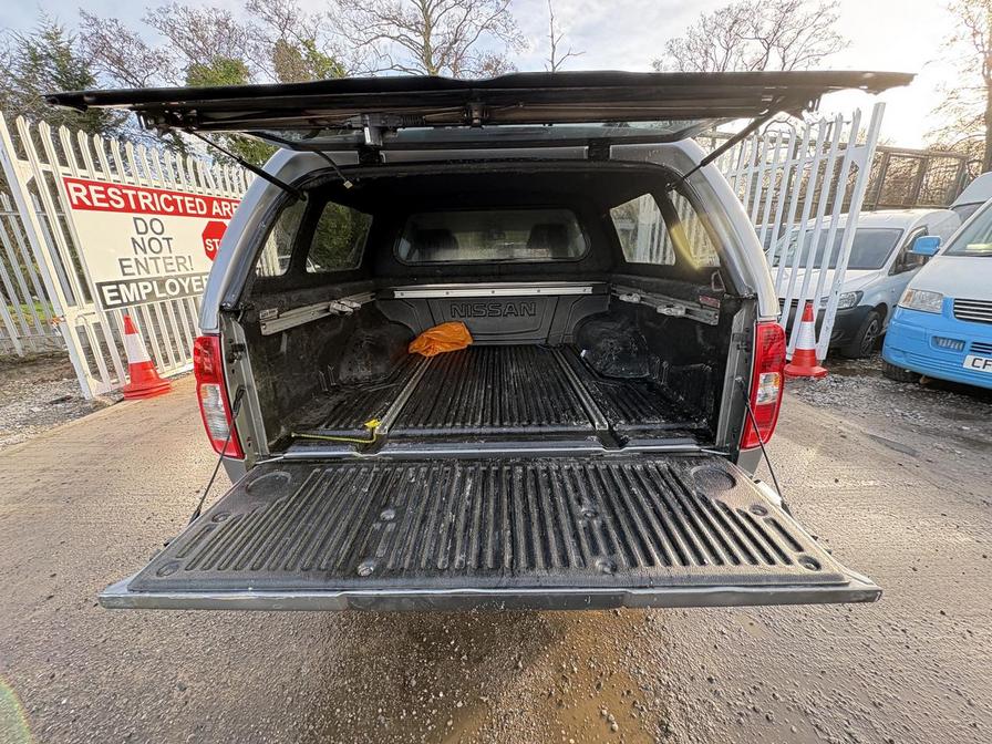 Used Nissan Navara 2015 for sale - 77293911: Photo 11