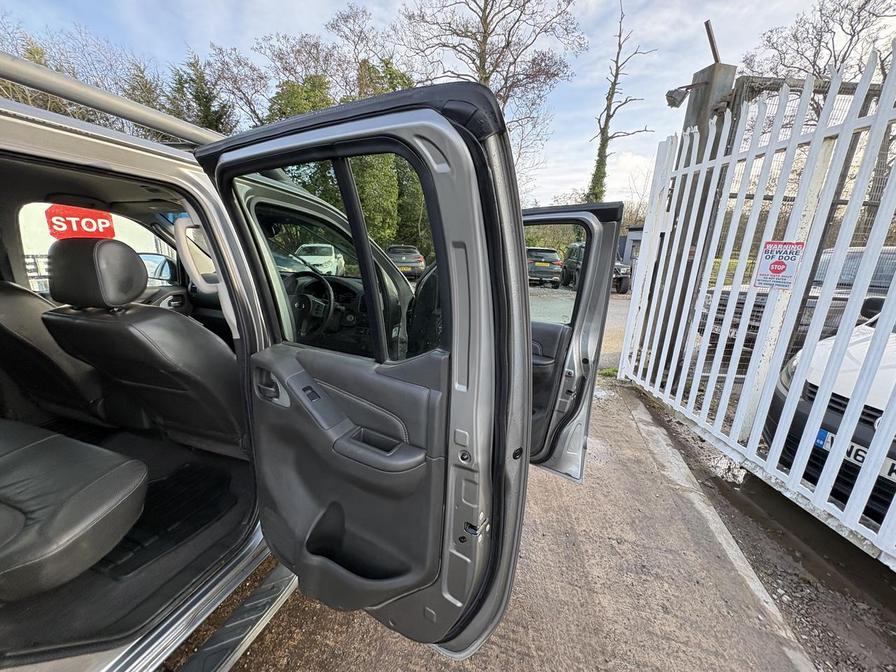 Used Nissan Navara 2015 for sale - 77293911: Photo 13